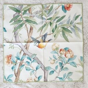 Square fabric napkins